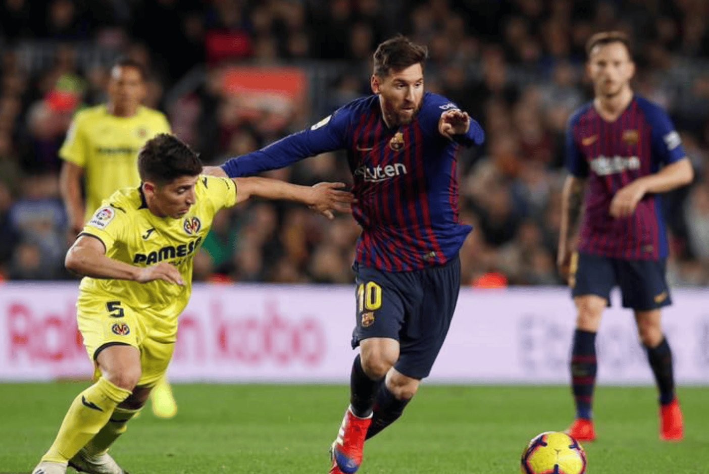 IM体育App下载-巴塞罗那客场战胜强敌队员士气高涨