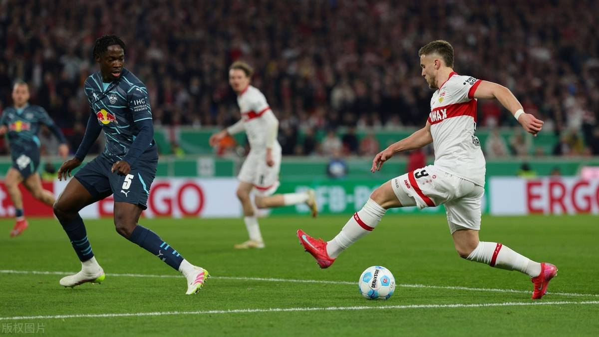 IM体育官方平台-不来梅惨败导致排名下滑，保级形势严峻